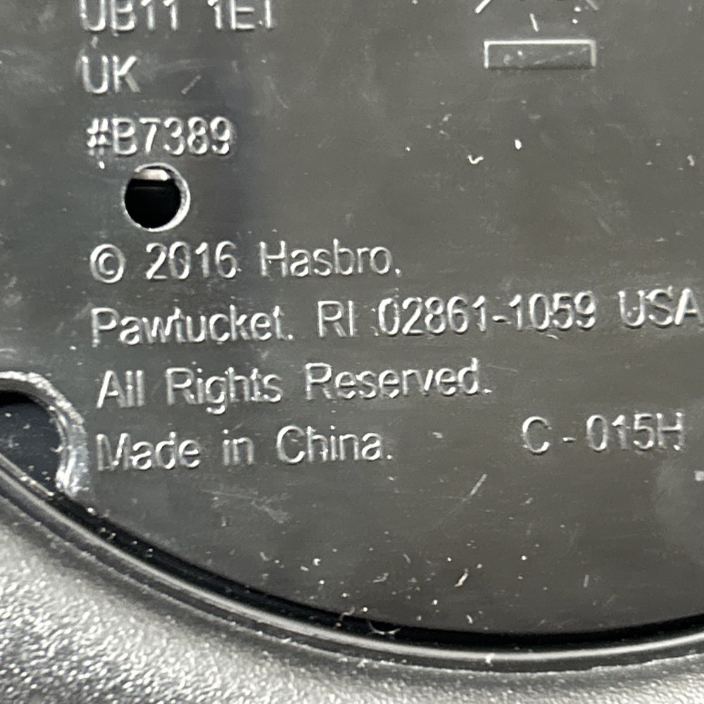 Hasbro Catch Phrase Electronic Handheld Game - Black Edition