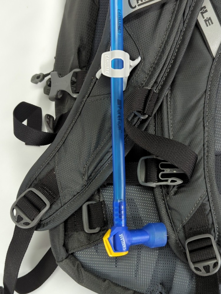 CAMELBAK M.U.L.E. Hydration 3L 100oz Black Backpack W/ Bladder & Quick link