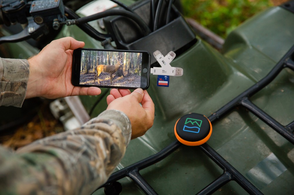 TrophyTracker Trail Camera Memory Card Reader for iPhone/Android, Laptop V3/2020