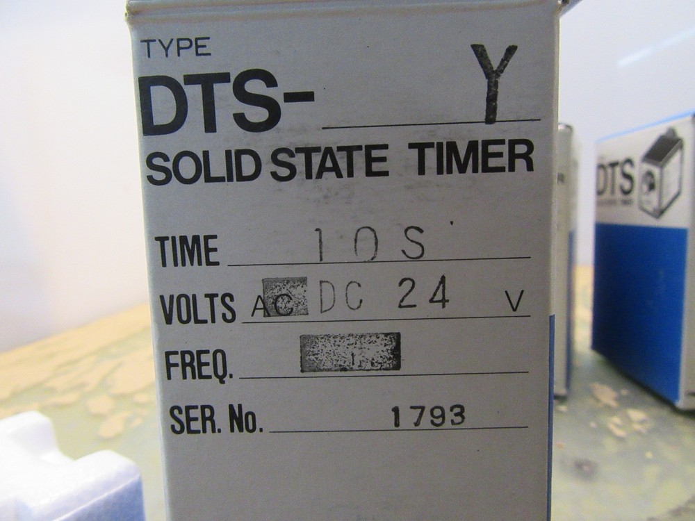 Omron DTS-Y solid state timer 10S 24VDC [2*V-13]
