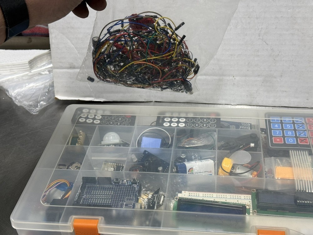 Solid State Electronics Project Kit See Photos Mostly New Never Used Open Box