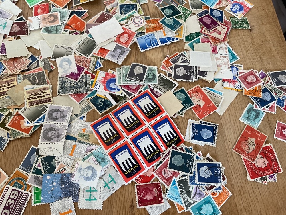 Large collection Netherlands off paper stamps in folder B34