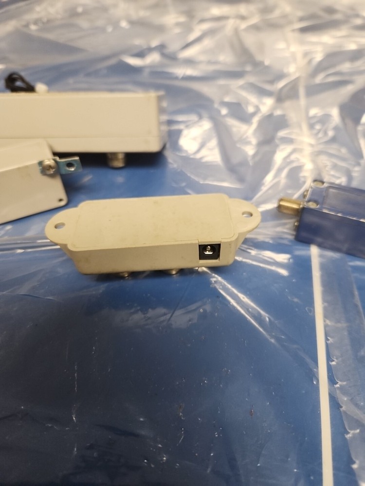 Lot Of Hyperlink Technologies HA2401 Wireless Amplifier