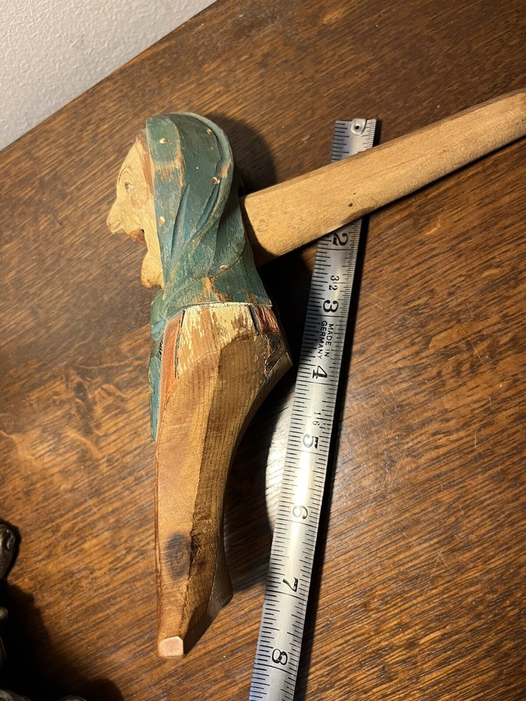 Exquisite Vintage Antique Folk Art Nut Cracker