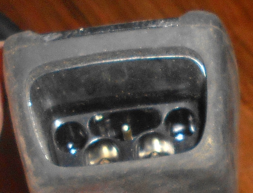 Tesla Gen 2 Universal Mobile Connector charger