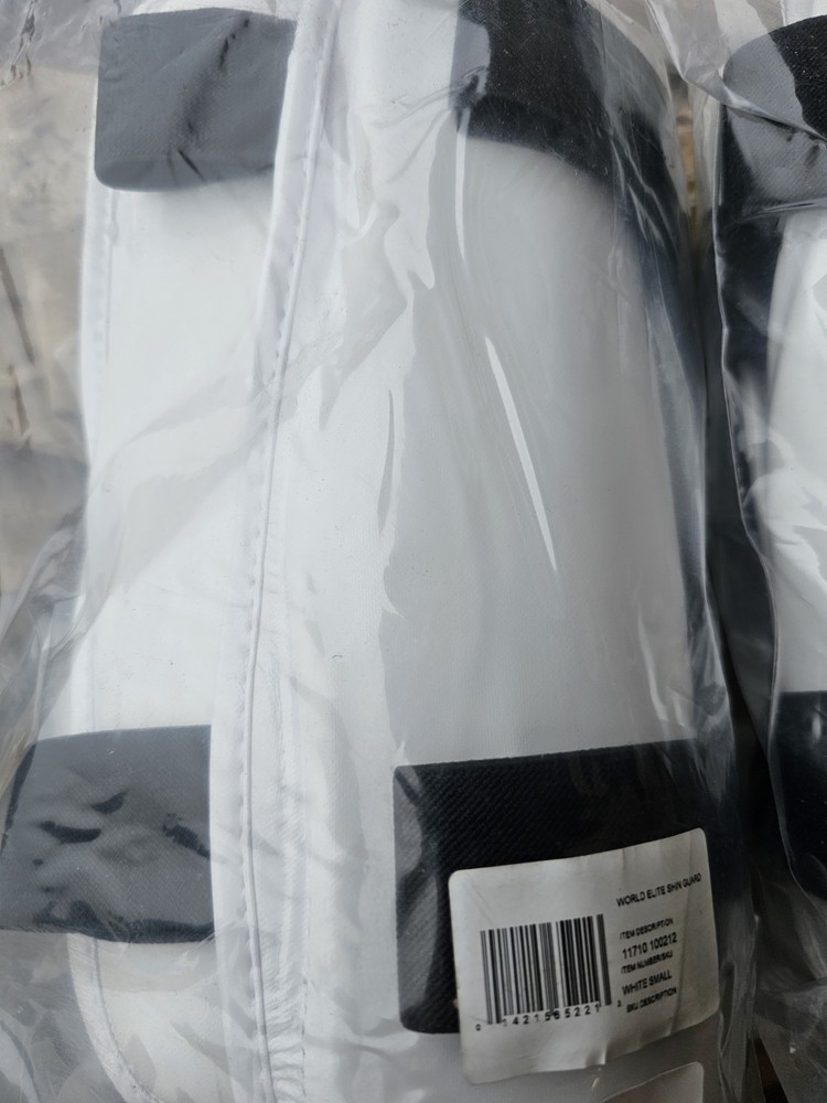 World Elite Shin Guards White Small