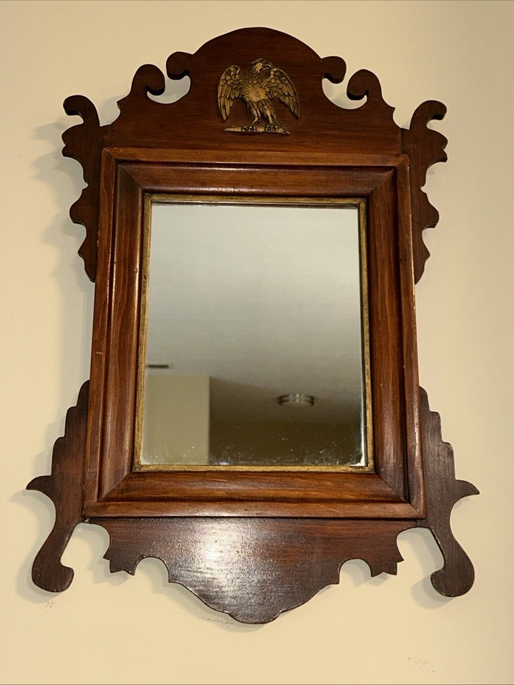 Antigue Chippendale Style Wall Mirror with Eagle Design