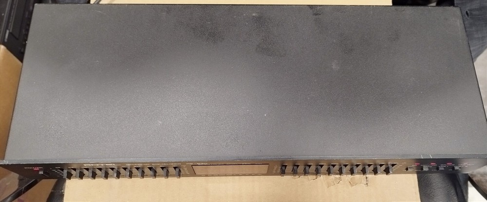ROTEL EQUALIZER RE 830 SPECTRUM ANALYZER VINTAGE TESTED