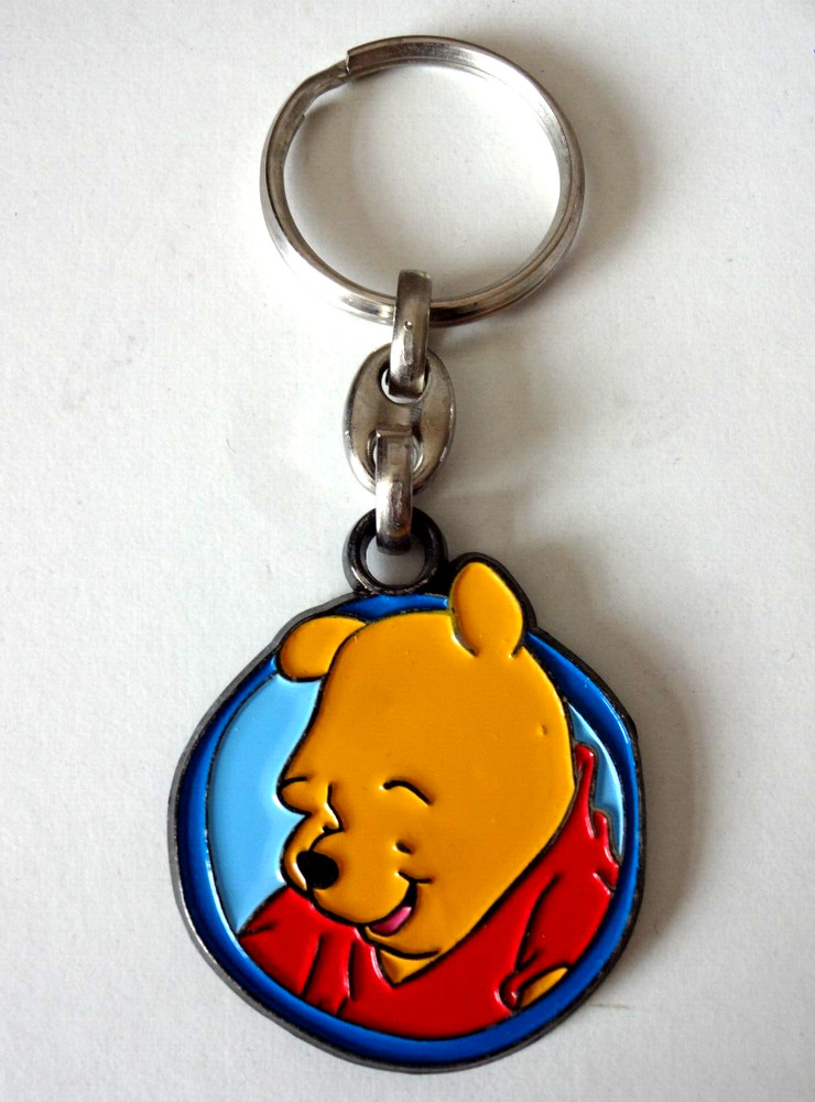 WINNIE THE POOH ~ Disney ~ KEYRING