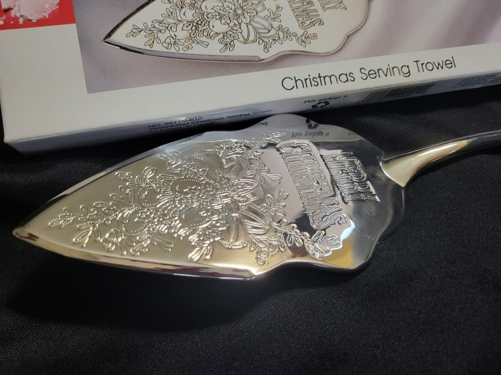 International Silver Co. Silverplated Christmas Serving Trowel