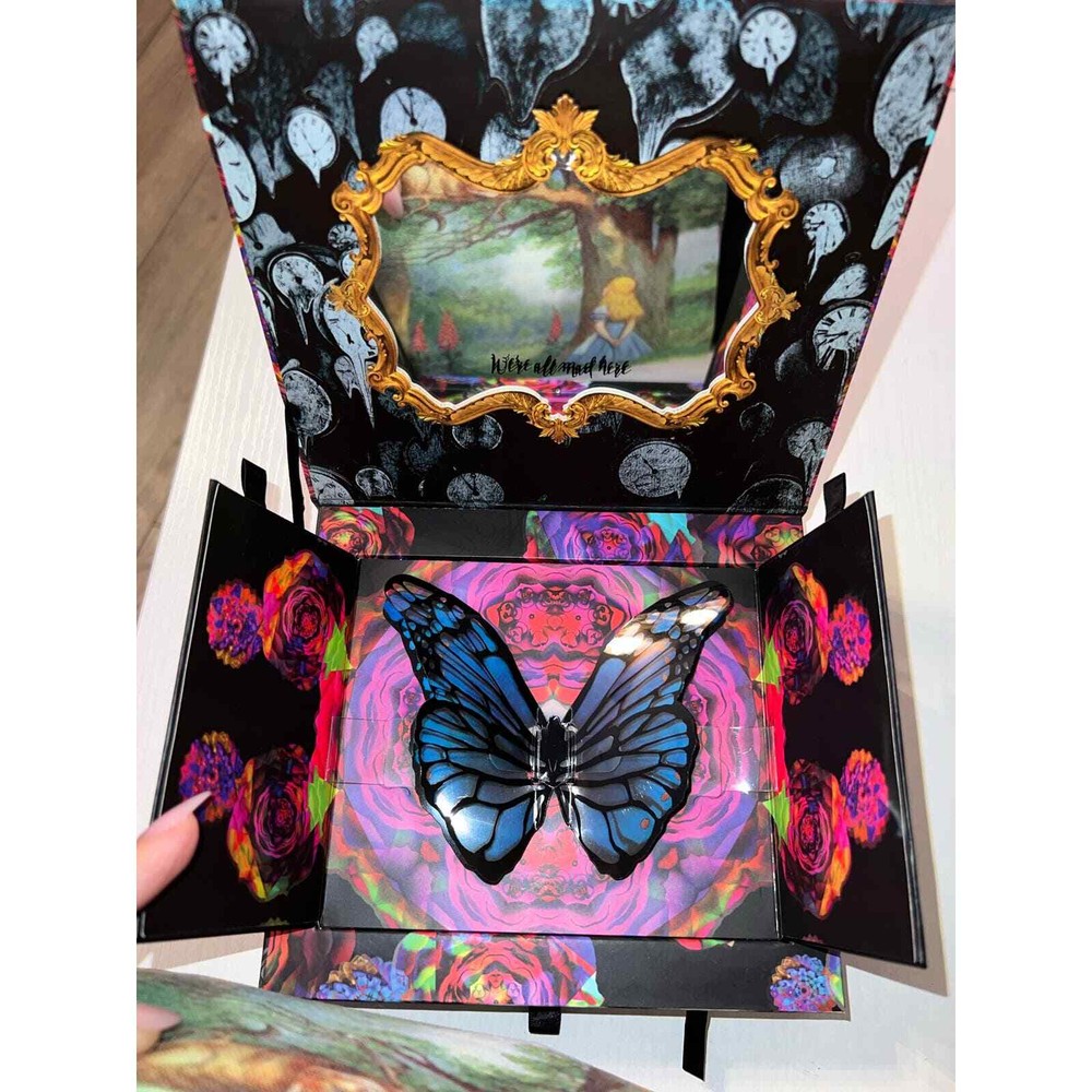 Disney Urban Decay Alice Through the looking glass bundle.