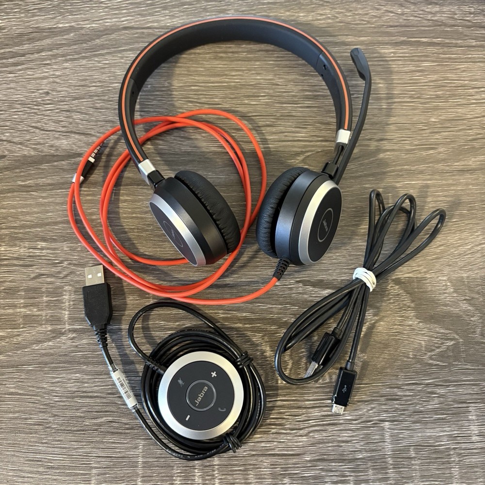 Jabra Evolve 40 Stereo Headset + Controller MS Teams HSC017 + ENC010 Barely Used