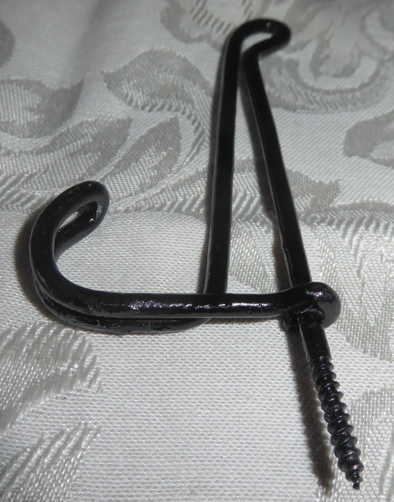 Vintage Wire Coat Hook