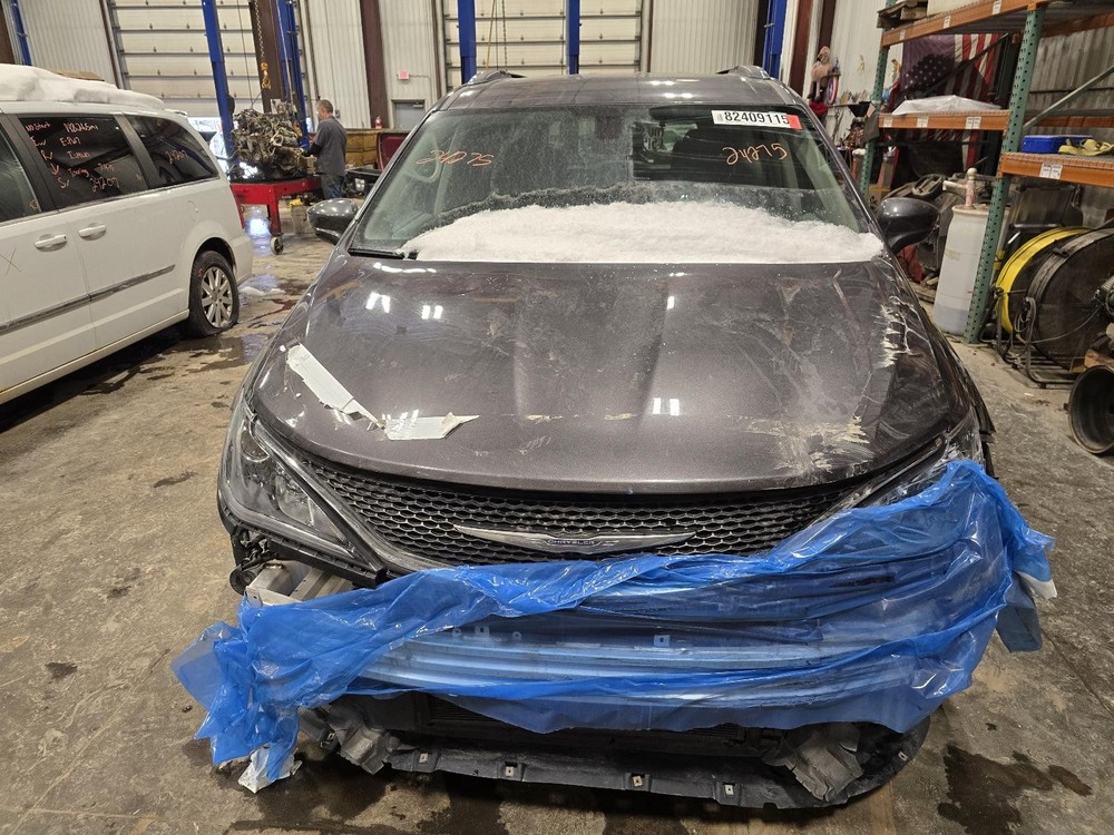 Used A/C Selector Switch fits: 2017 Chrysler Pacifica front 3 zone temperature c