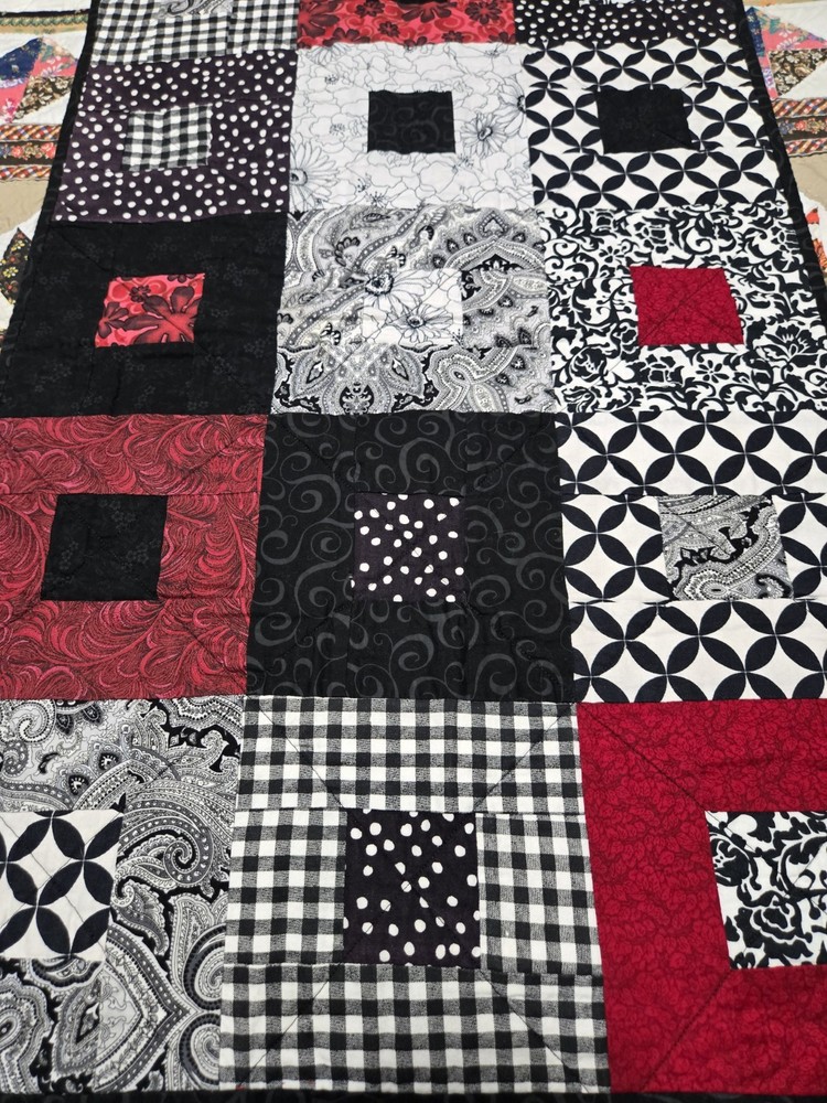 Handmade Quilted Patchwork Table Runner Black Red White Hearts 59x17"