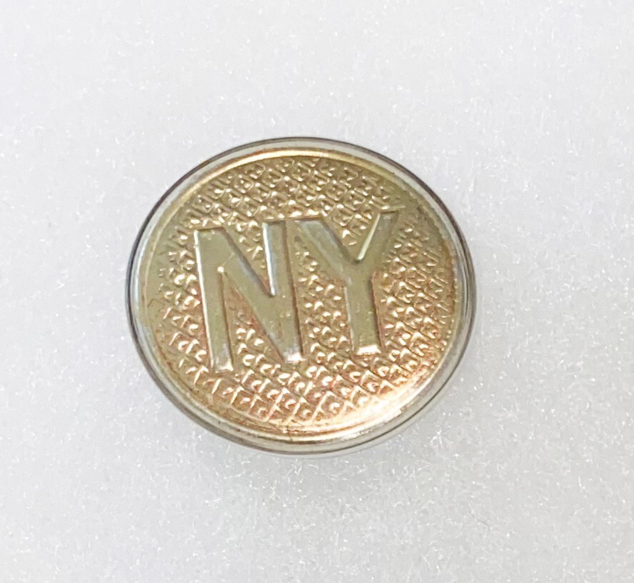 New York Plastic Pin Back Collar Disc.