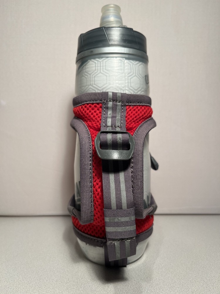 Camelbak Quick Grip Handheld Adjustable Holder & Podium Chill 21oz Bottle
