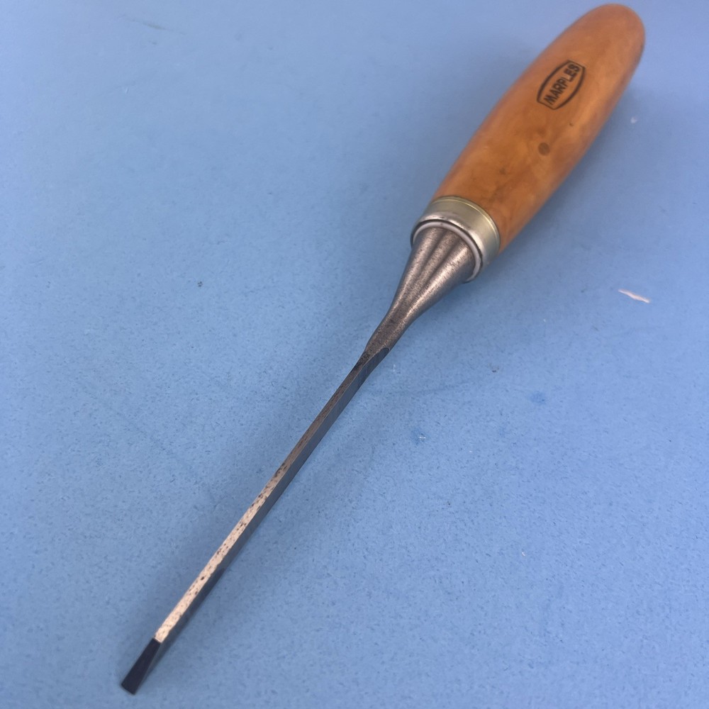 VINTAGE RARE SMALL 1/8'' WIDTH MARPLES CHISEL ,UK .