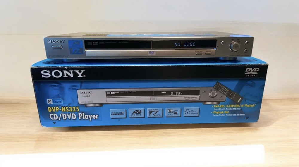 Sony DVP-NS325 Silver CD / DVD Player With Original Box *VIDEO*