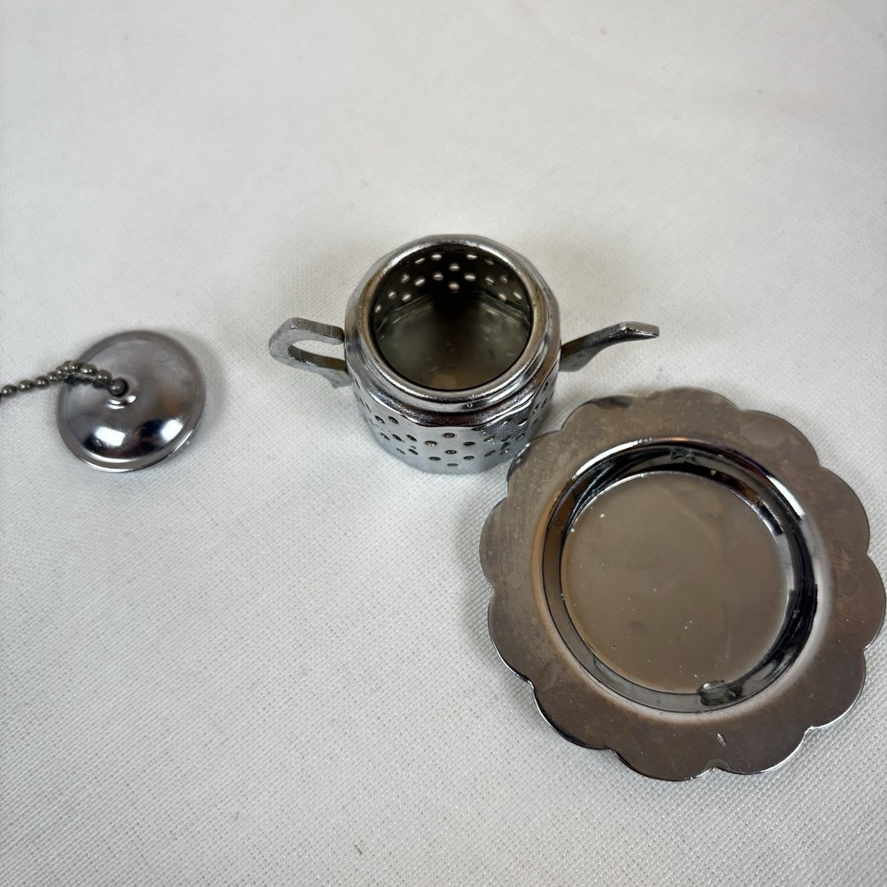 Tea Infuser Tea Pot Shaped Leaf Steepers Strainers & One Rest England
