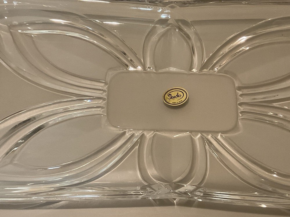 Rectangular Serving Tray- 14 in fine studio crystal - Laurie Collection