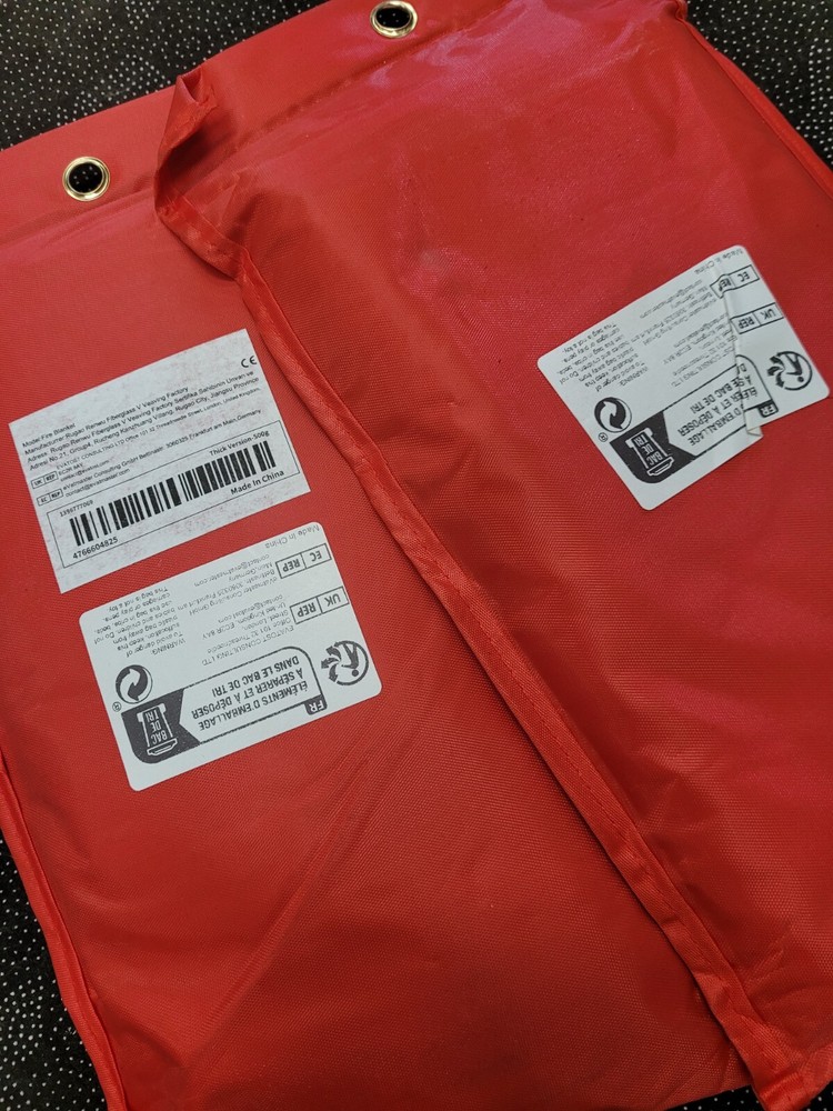 4 x Emergency Fire Blankets - 1mx1m