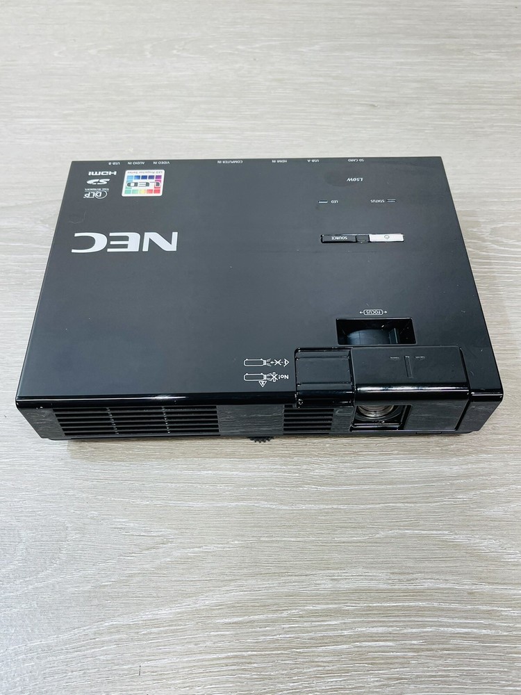 NEC NP-L50w LED Mobile Projector