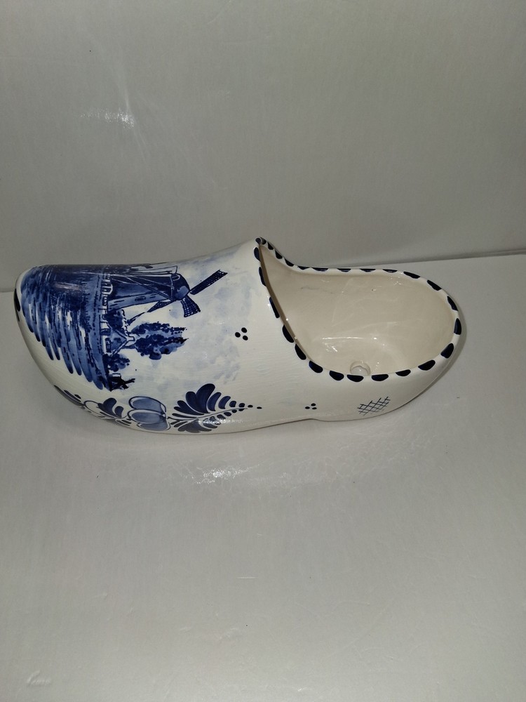 Hand Painted Holland Ceramic Shoe