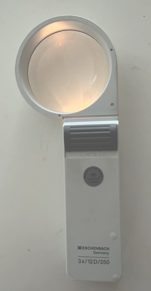 Eschenbach 3x12D /250 LED Hand Held LED Magnifier