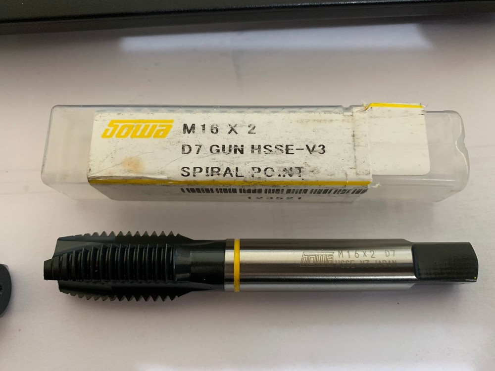 M16 x 2  Tap Spiral Point