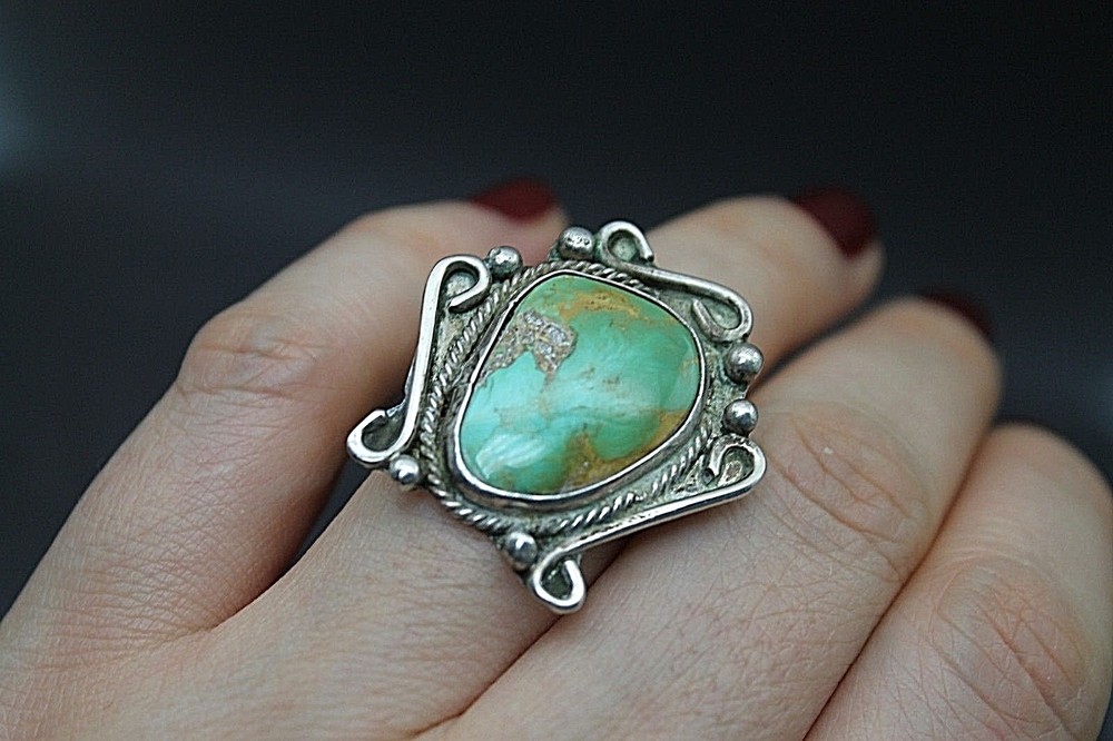 BEAUTIFUL HANDCRAFTED VARISCITE TWISTED ROPE STERLING SILVER RING SZ 7.25''