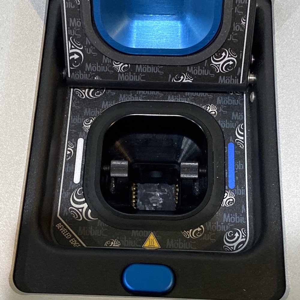 Wyatt Technology Möbius® DLS Zeta Potential Analyzer Photometer With Atlas!