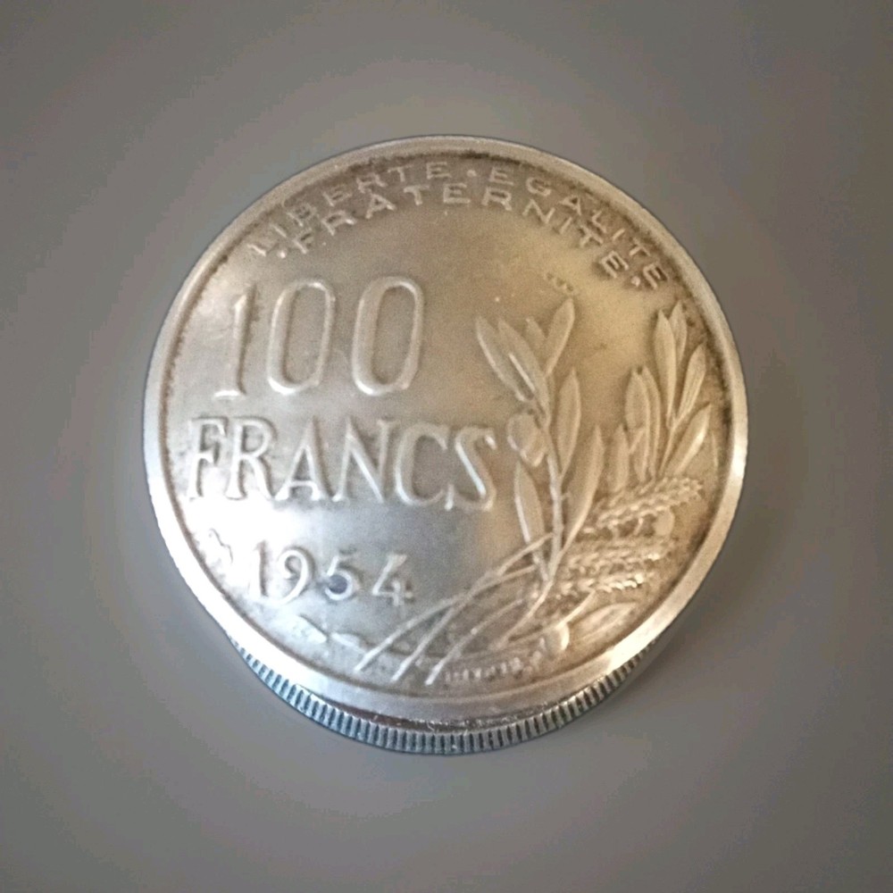 Vintage 1954 100 Francs Snuff Or Pillbox