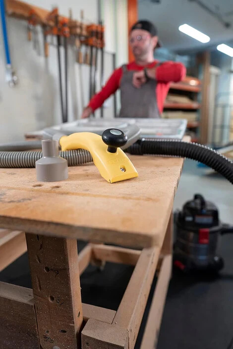 Hyde Tools: Dust-Free Vacuum Scraper