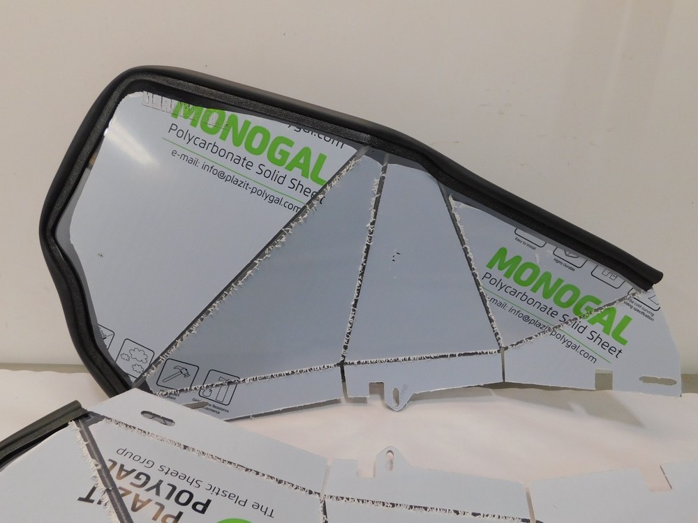 S96 UTV-01 UTVZILLA Tinted Poly Doors For RZR 900