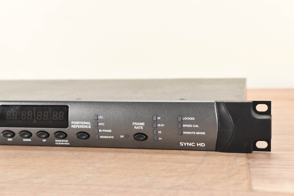 AVID SYNC HD Master Clock CG000TR