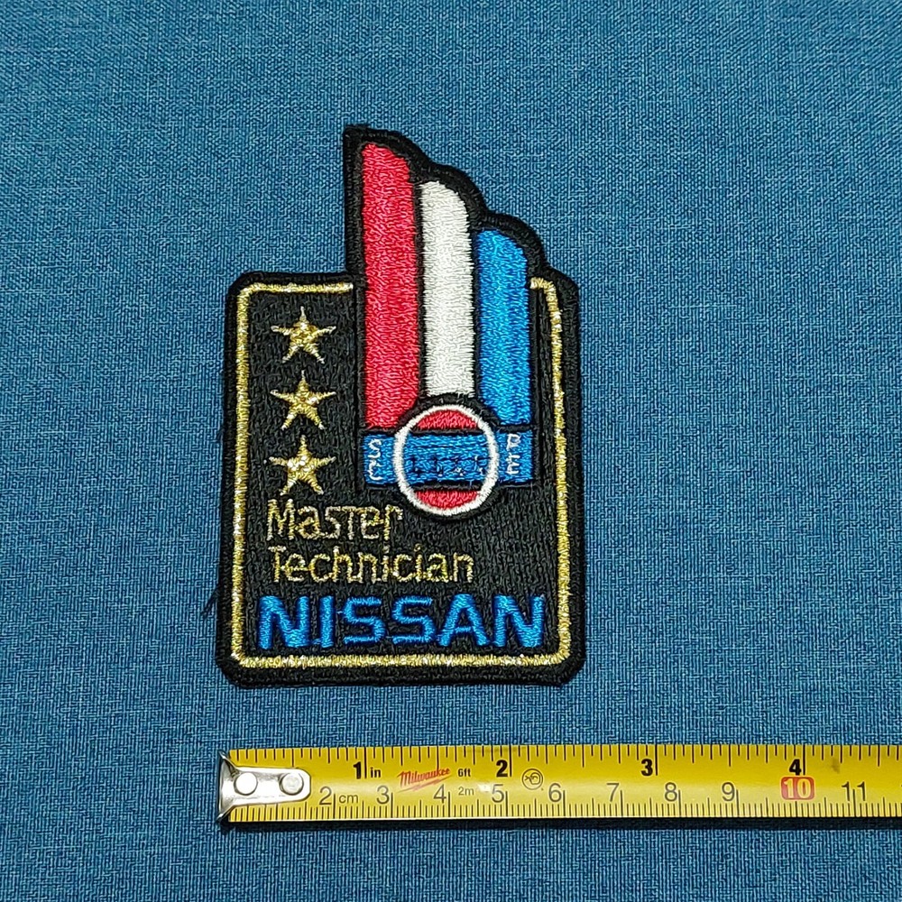 Genuine NOS - Vintage Nissan Master Technician Patch