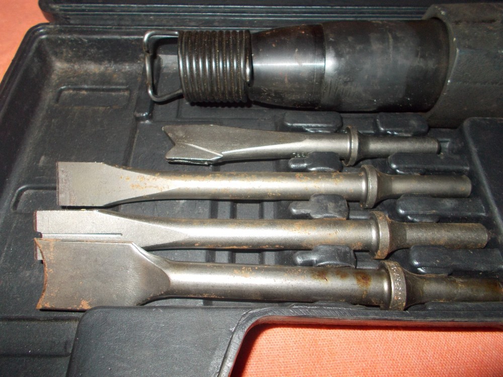 Chicago Pneumatic CP0715K - Kit - Air Hammer/Bits/Case