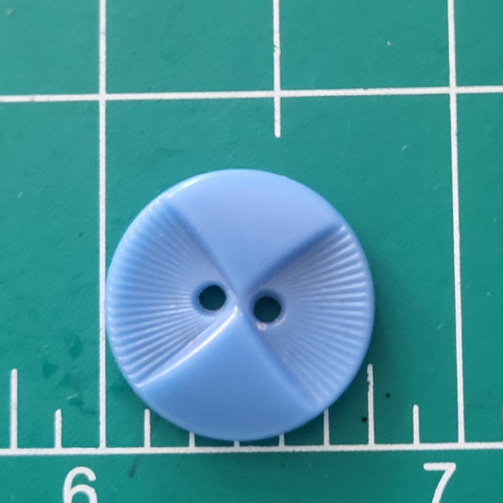 Colt # 4 button medium blue confirmed pattern 3/4"  excellent condition The Owl