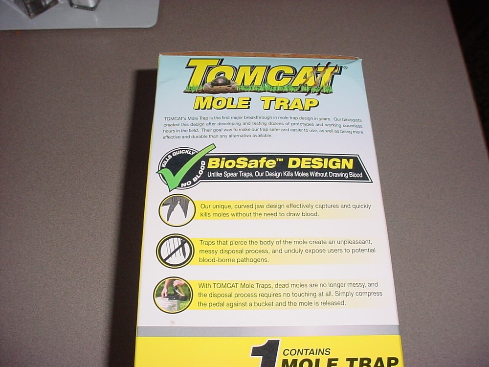 Tomcat Mole Trap Professional Grade Safe Design **NEW**