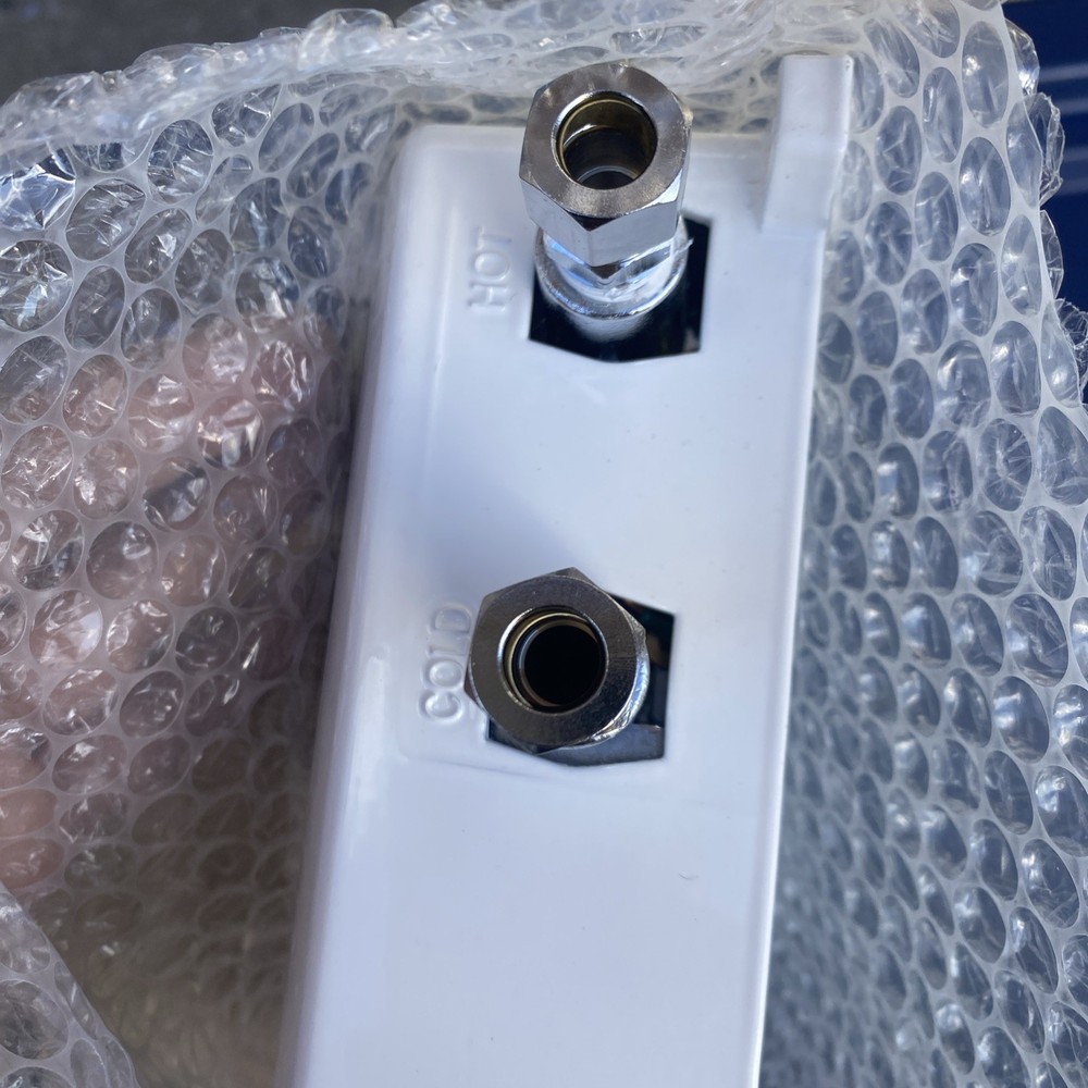 Tankless Point of Use Water Heater Chronomite CMI-40L/277 Instant Flow Micro