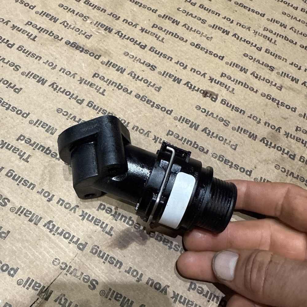 Mercruiser bravo water intake connector