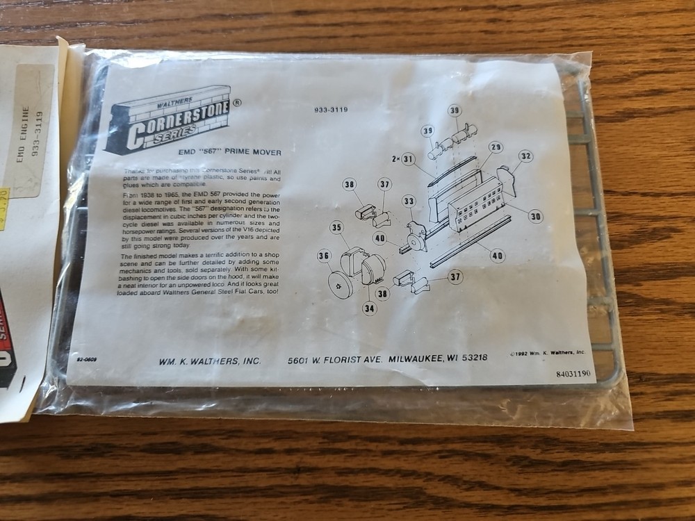 Walthers Cornerstone EMD Engine #933-3119 NOS