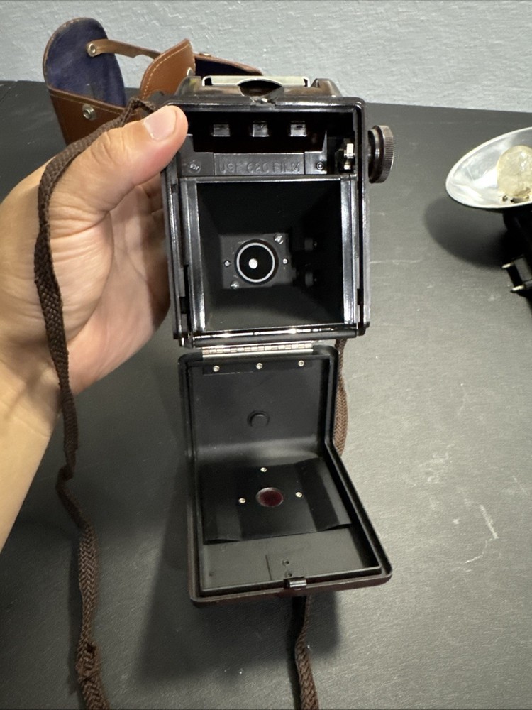 Vintage Argus 75 Camera Leather Case, Flash & 1 Bulb