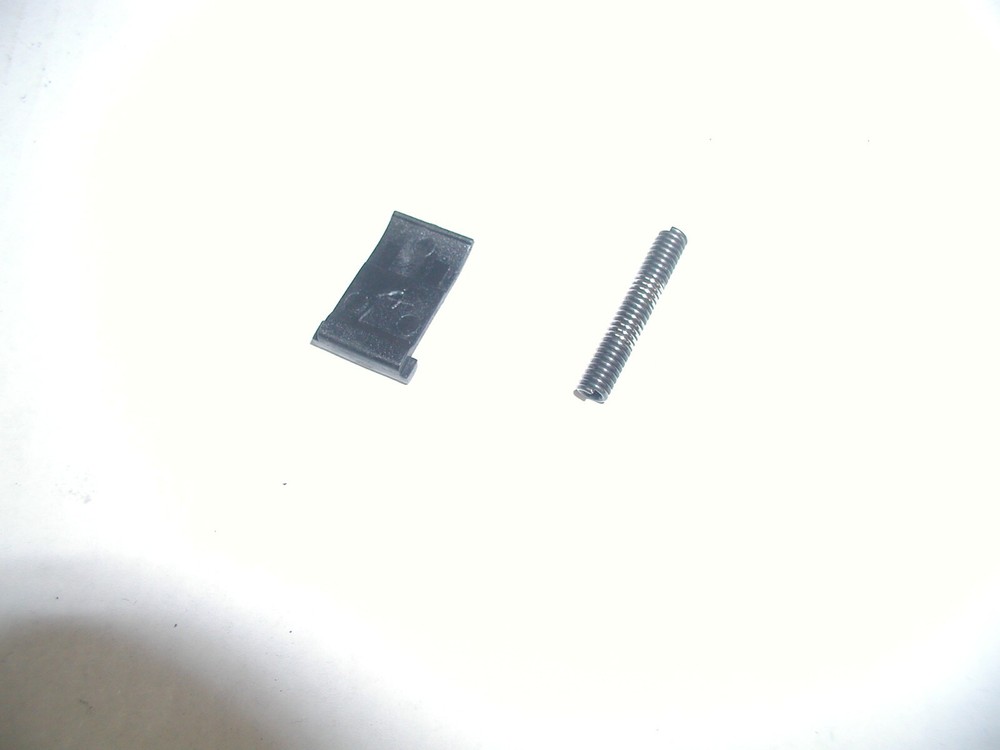 Daisy Powerline 880 - Loading Door and Lever Latch Spring