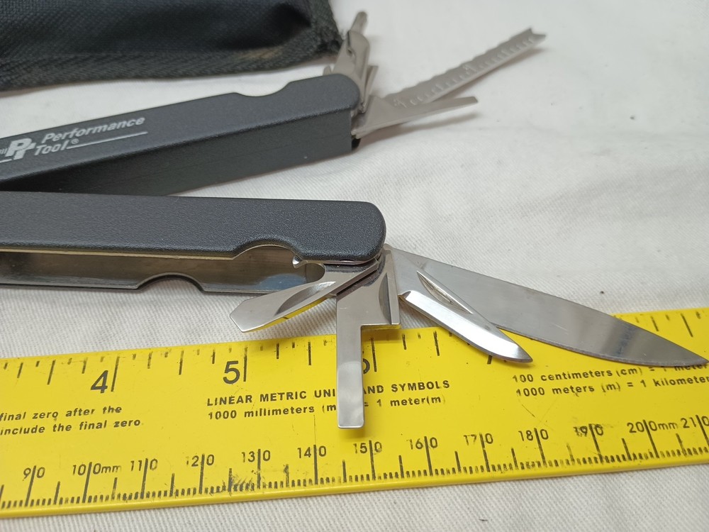 LOT OF 2 MULTI-TOOLS