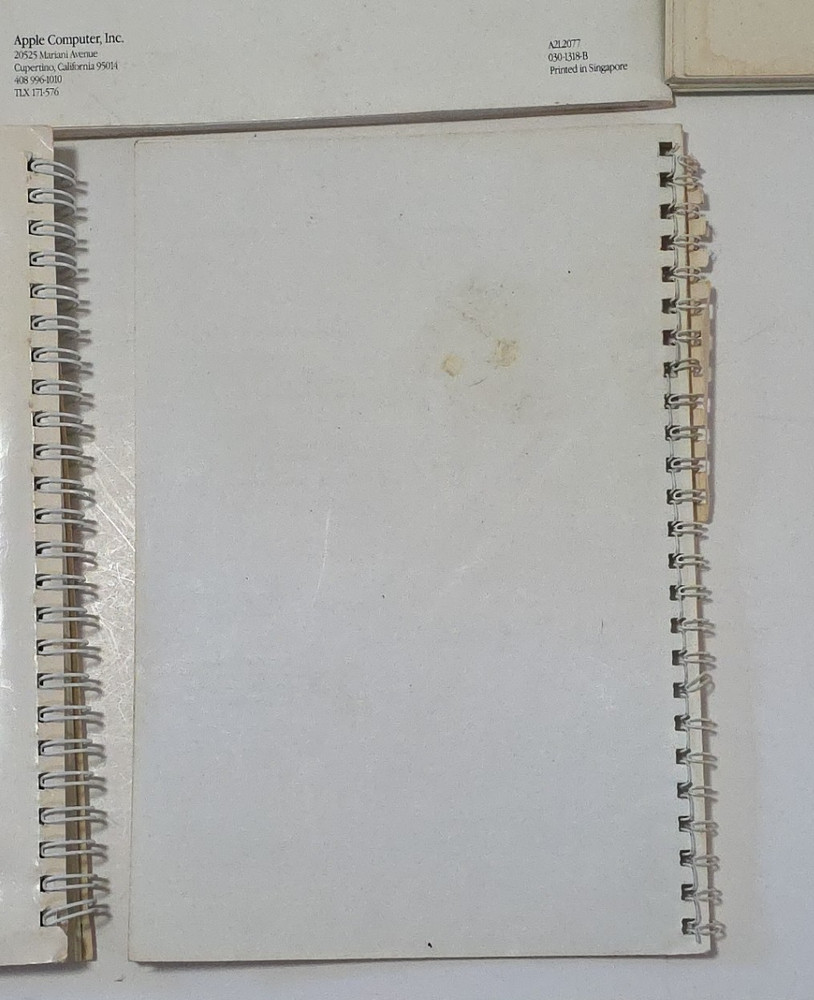 Lot of 5 Apple II Reference Manuals, DOS, AppleSoft, BASIC, Parallel Interface