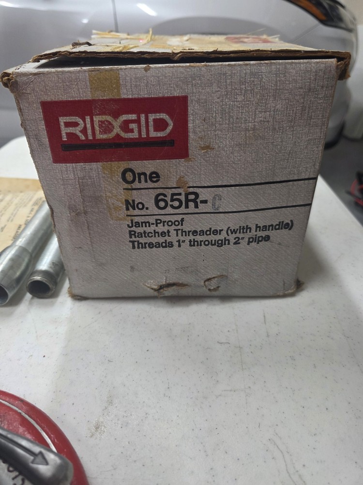 RIDGID 65R Pipe Threader