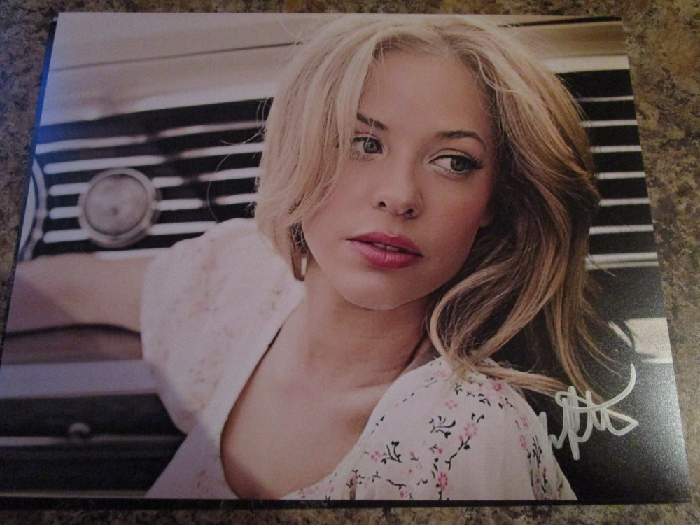 MACKENZIE PORTER HELL ON WHEELS SIGNED 8x10 MATTE PHOTO (B)