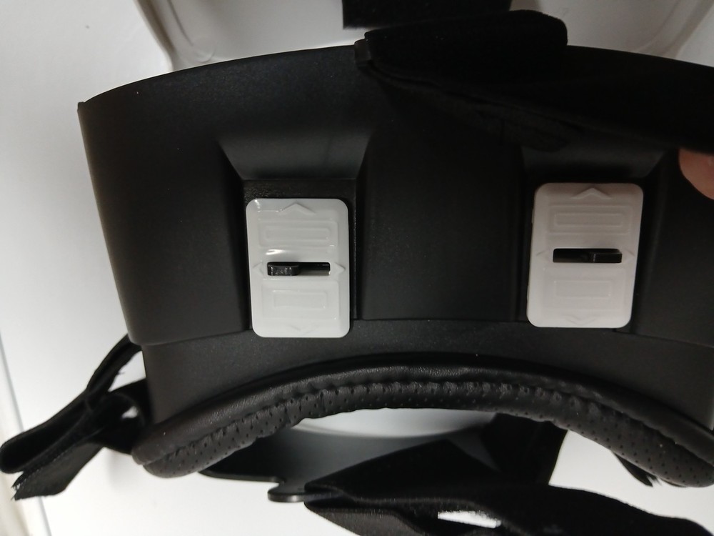 ONN Virtual Reality SmartPhone Headset - Red